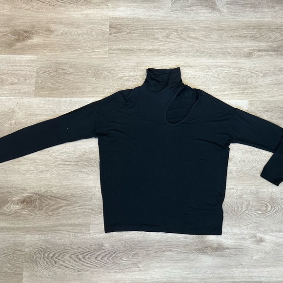 Express Women's Black Allegra Long-Sleeve Turtle Neck Top . Size S. NWT! - Picture 2 of 11